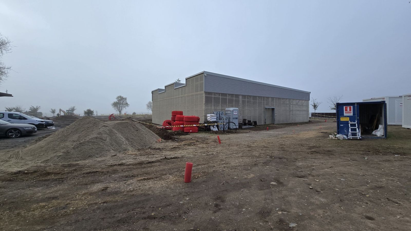 El alcalde de Salamanca, Carlos García Carbayo, informa de los hallazgos y las actuaciones que se están realizando en el Cerro de San Vicente