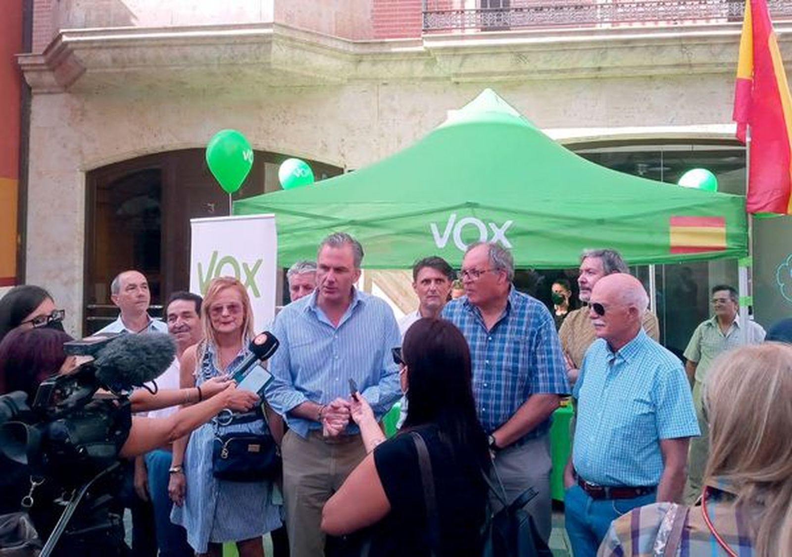 Ortega Smith en su visita a Benavente