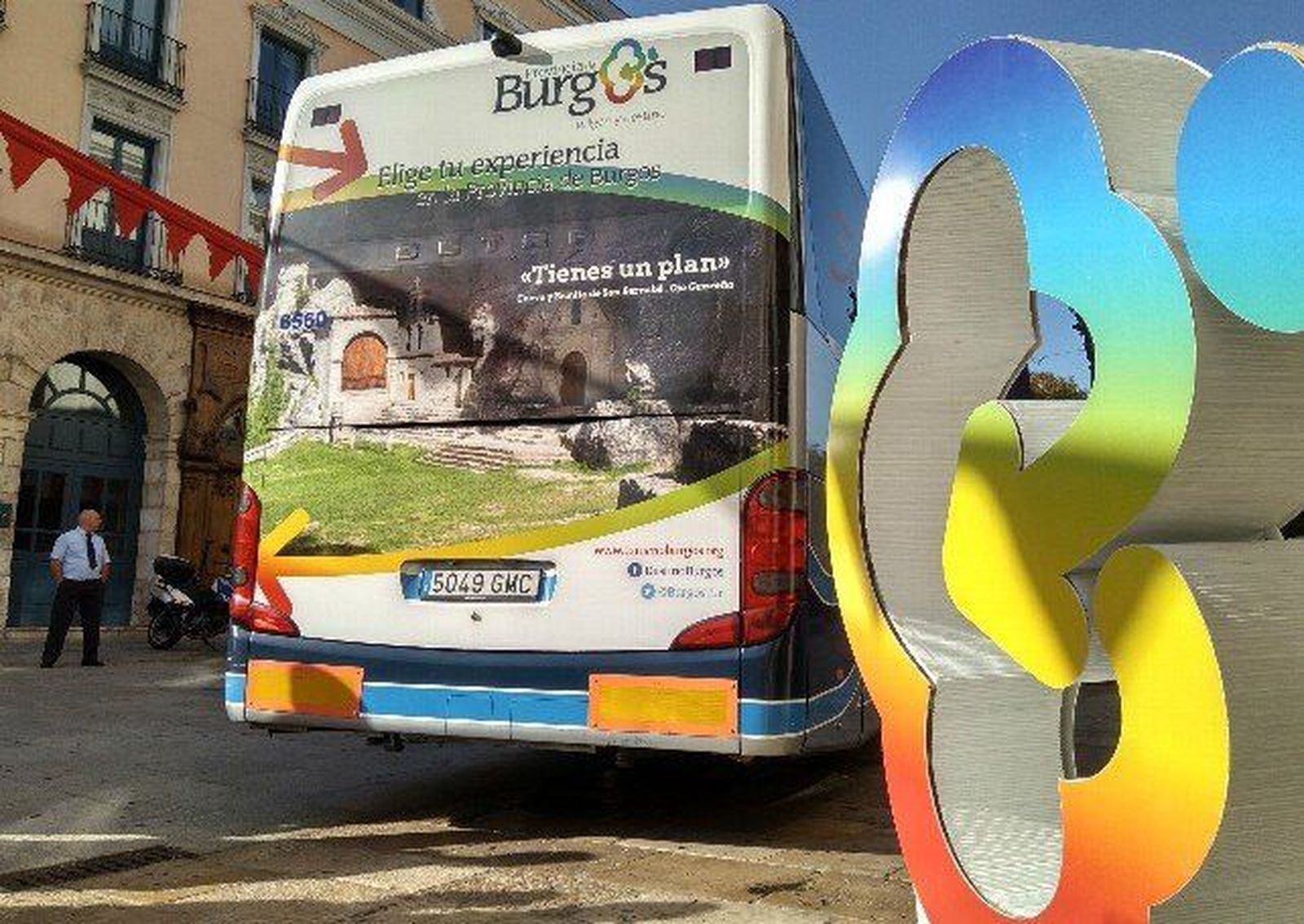 Seis autobuses ‘llevarán’ el turismo de Burgos por el corredor norte Madrid-Irún