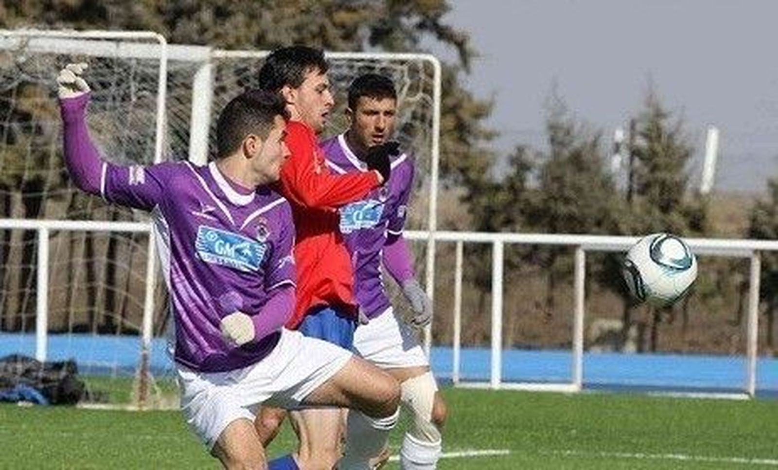 El Peñaranda luce y golea a domicilio a la Medinense