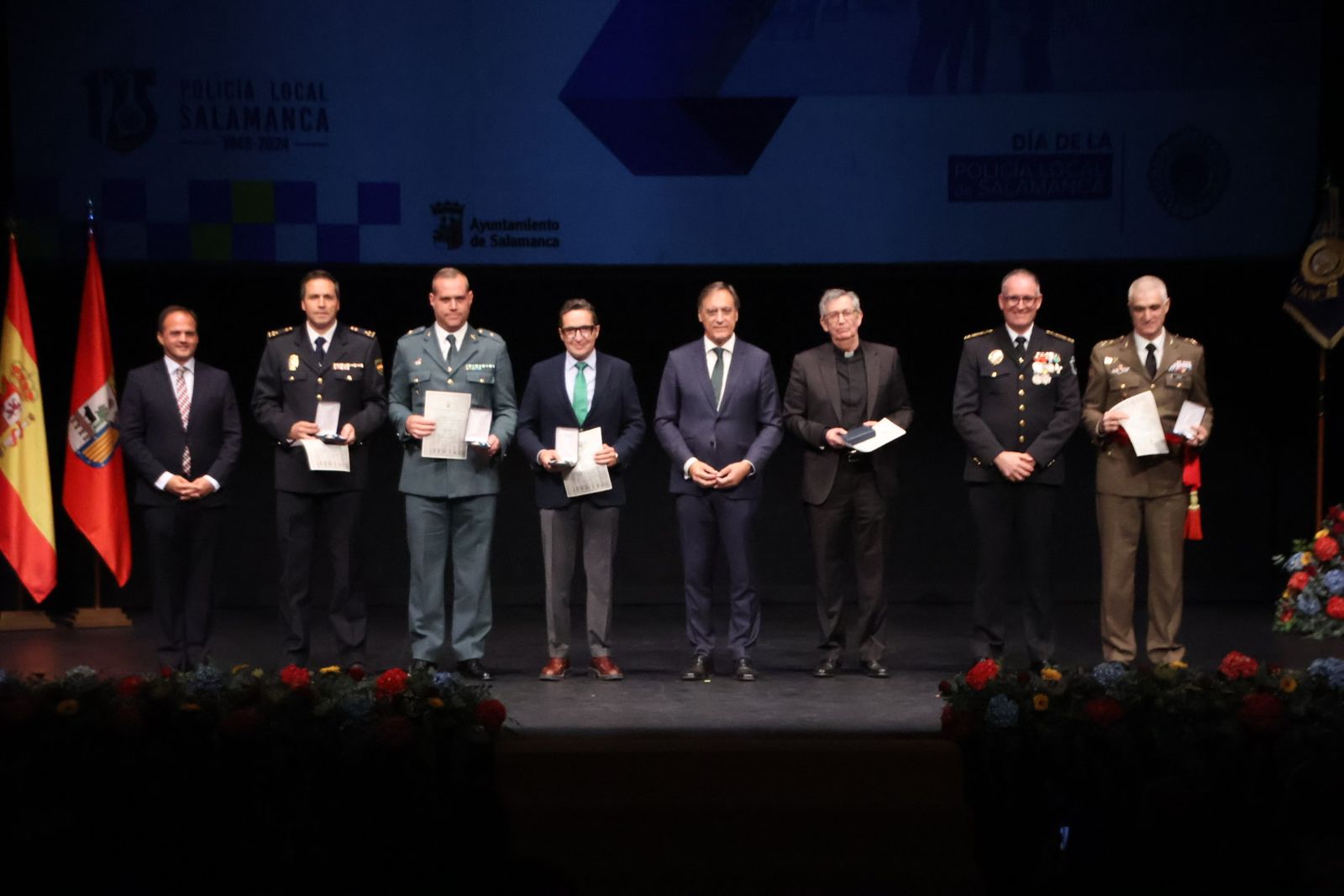 Día de la Policía Local en el Teatro Liceo