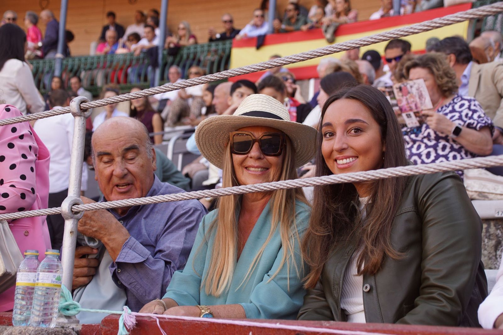 Así se ha vivido la primera corrida de la feria 2025 en La Glorieta: imágenes del ambiente en los tendidos y en el patio de cuadrillas
