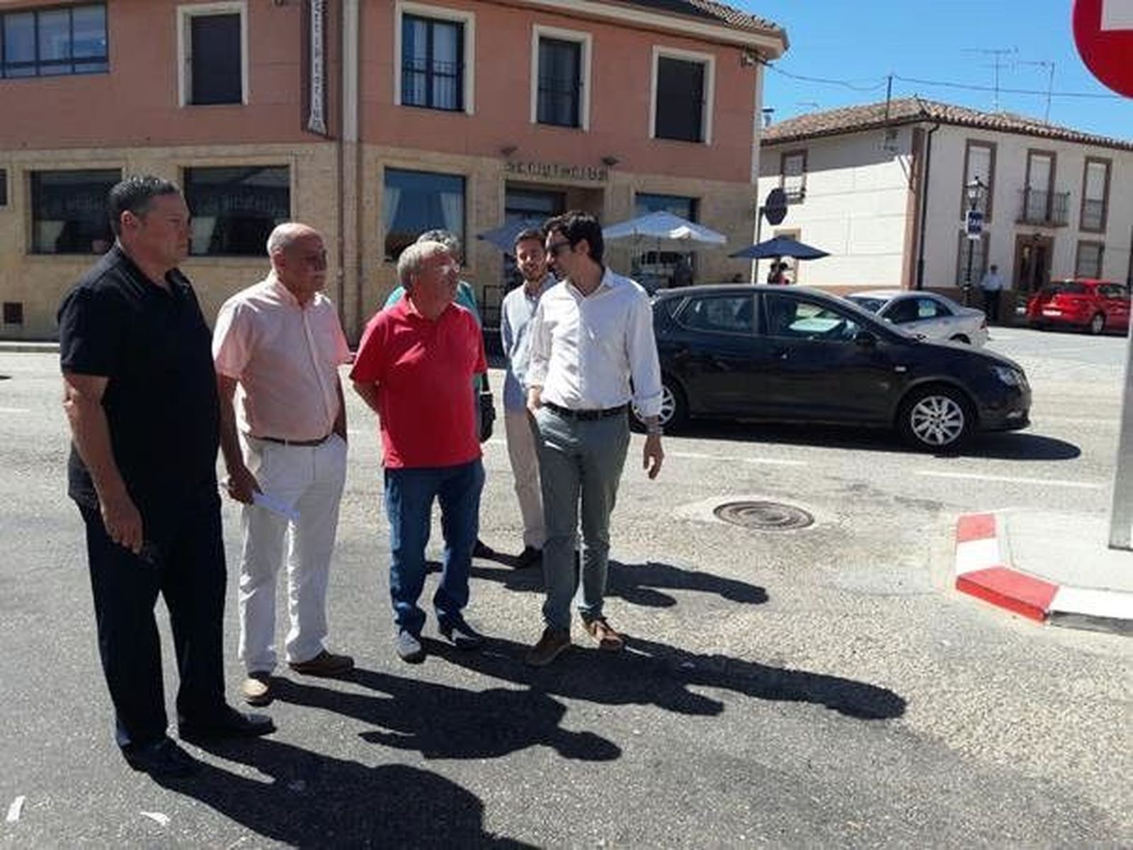 Una isleta para regular el tráfico y mejorar la seguridad de la N-631 a su paso por Tábara