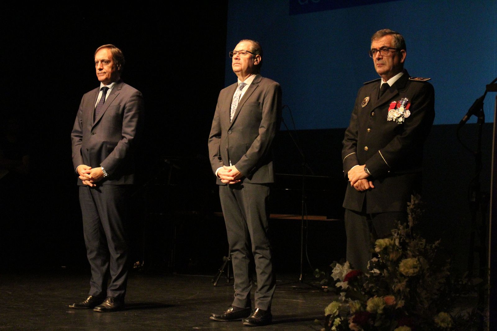 entrega-de-medallas-de-reconocimiento-a-la-policia-local-17