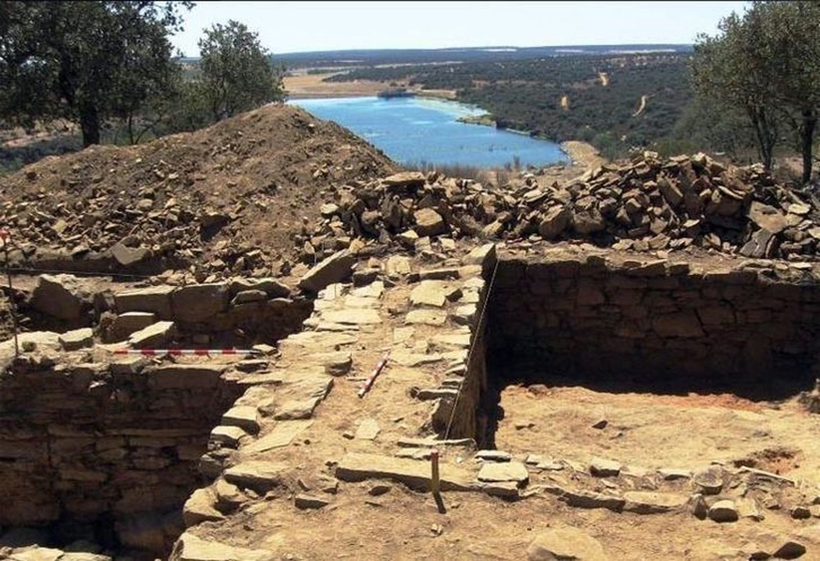 La USAL organiza un simposio sobre las excavaciones de El Castillón