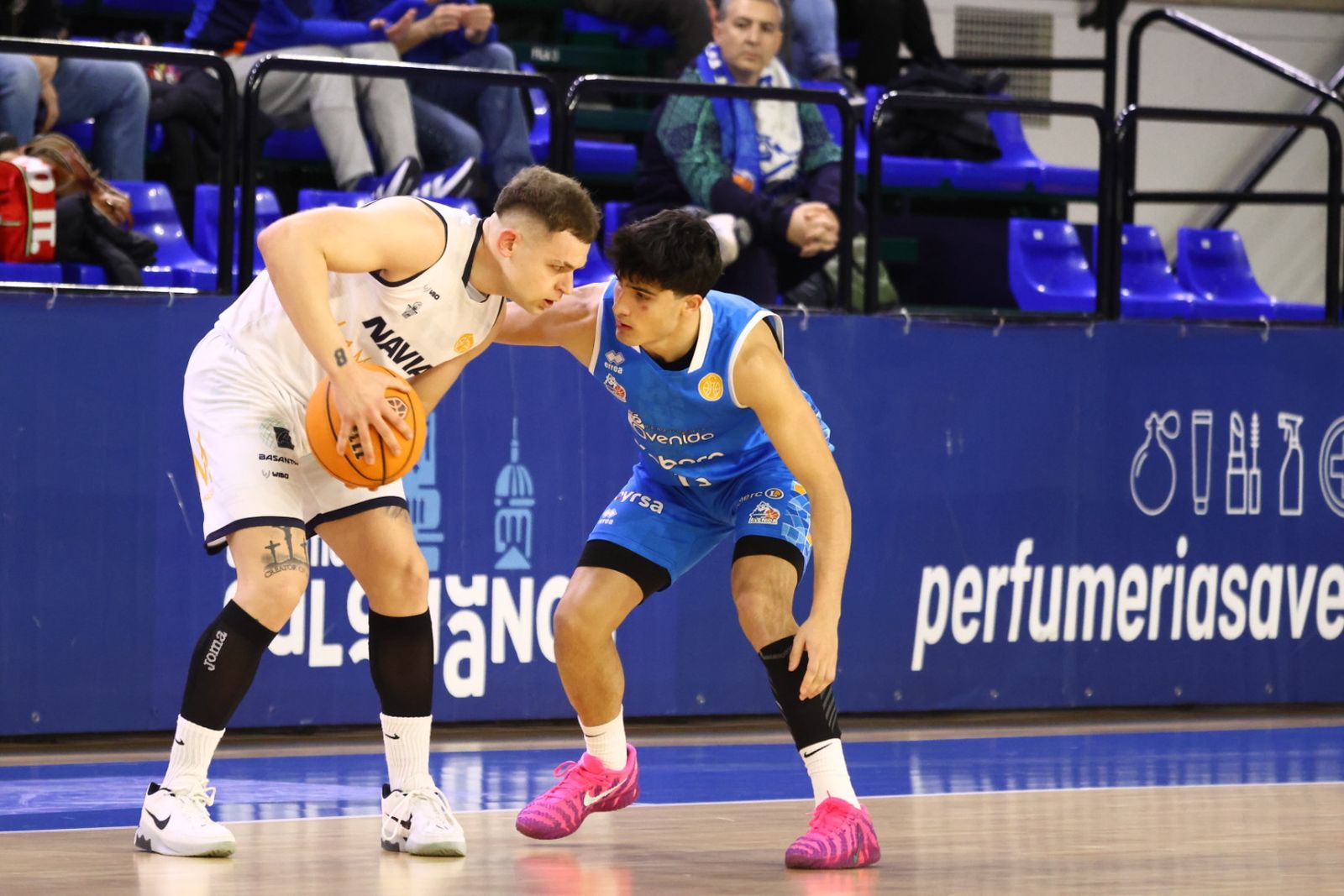 Perfumerías Avenida - CB Navia