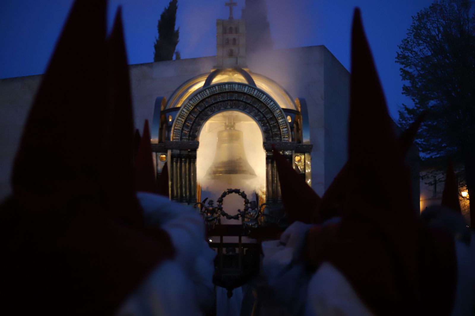 procesion-de-la-cofradia-del-silencio-foto-maria-lorenzo-16