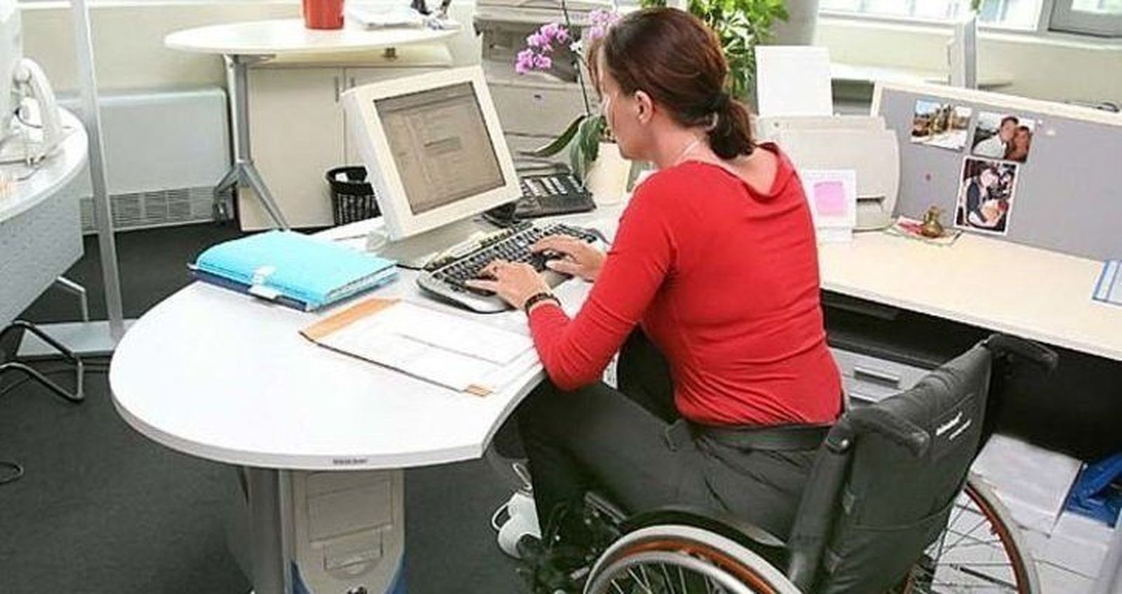 La Junta destina 5 millones de euros a contratar a más de 1.100 trabajadores con discapacidad 