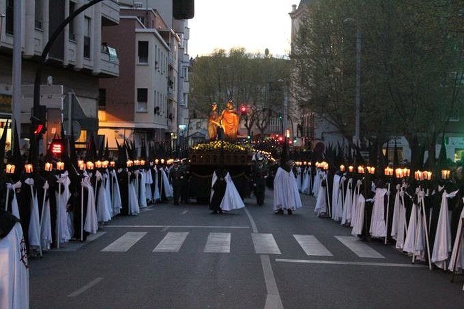 La Hermandad de Jesús en su Tercera Caída