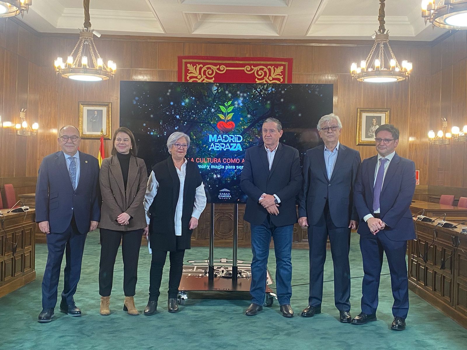 La Casa de Zamora en Madrid ha presentado este viernes en la Diputación de Zamora la gala solidaria ‘Madrid abraza’