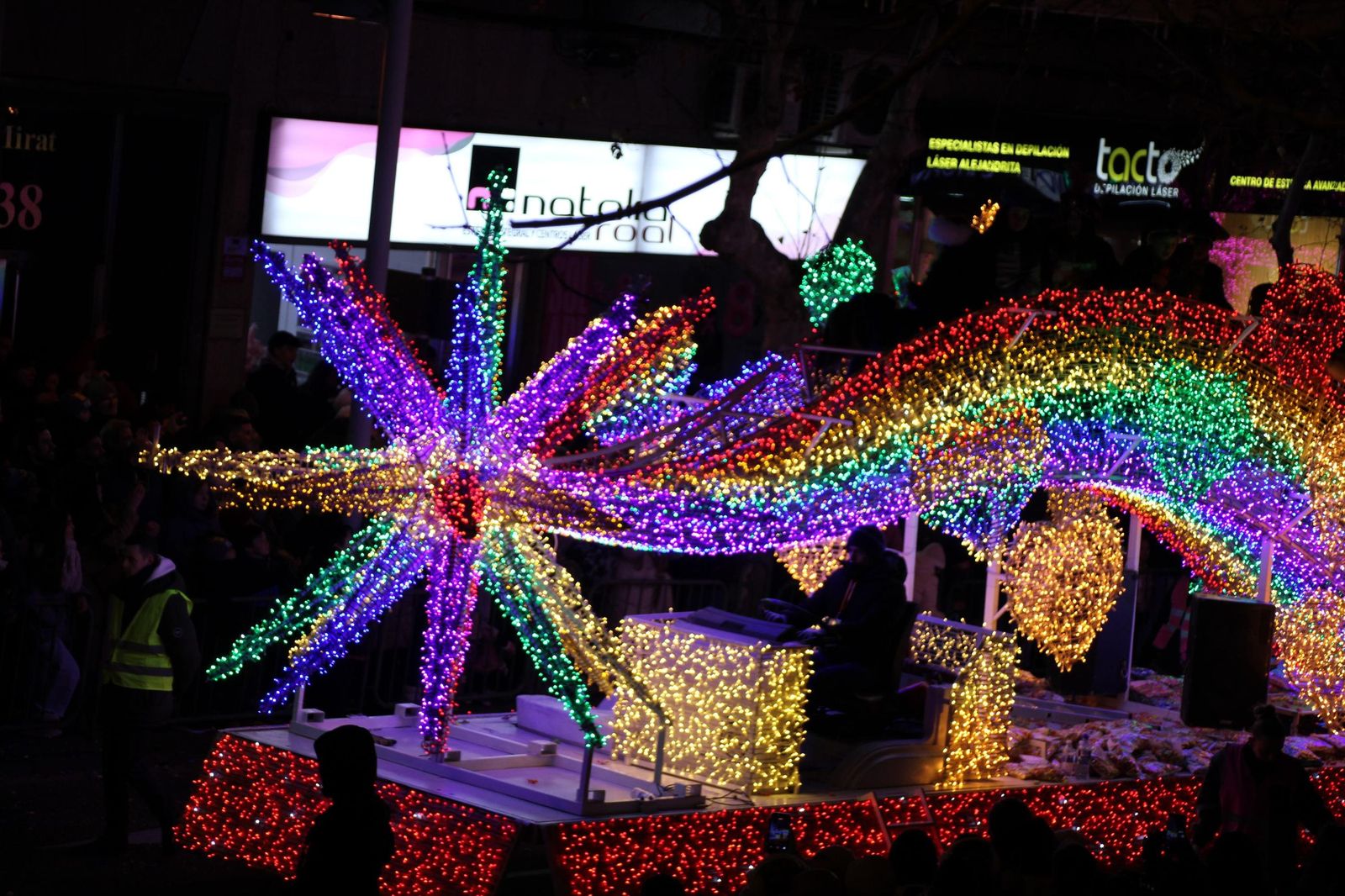 Los Reyes Magos recorren las calles de Salamanca en la Cabalgata 2026