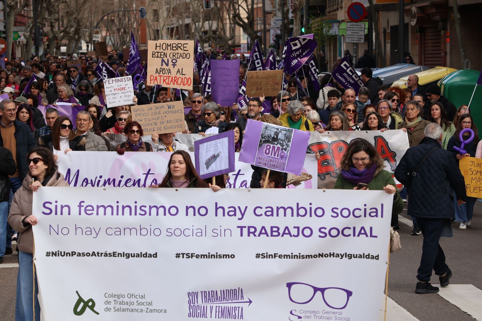 GALERÍA | La manifestación del 8M por las calles de Zamora, en imágenes