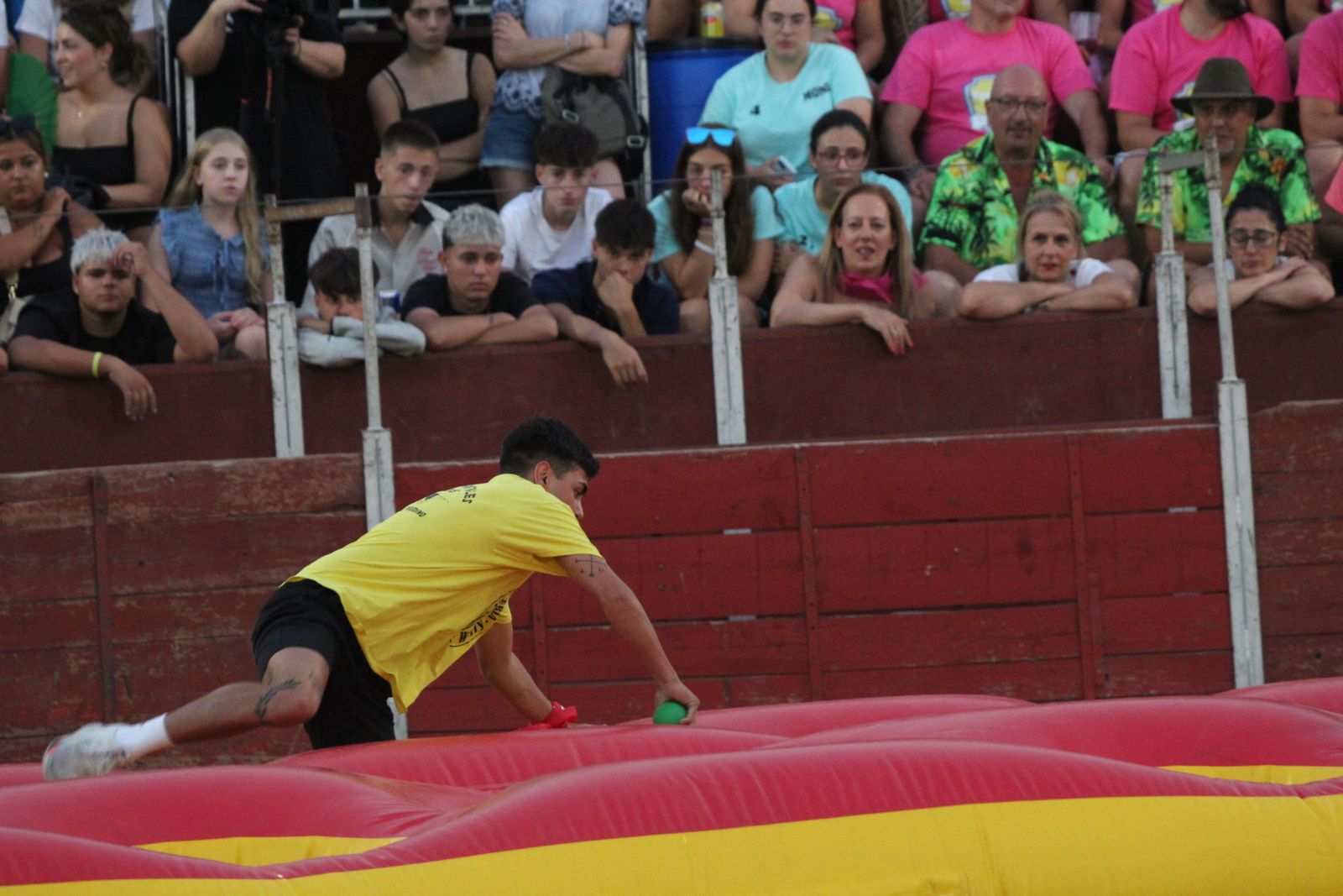 Así se ha vivido el Grand Prix de Carbajosa de la Sagrada y la posterior vaquilla