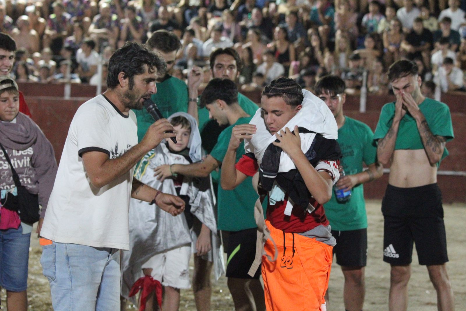 Así se ha vivido el Grand Prix de Carbajosa de la Sagrada y la posterior vaquilla
