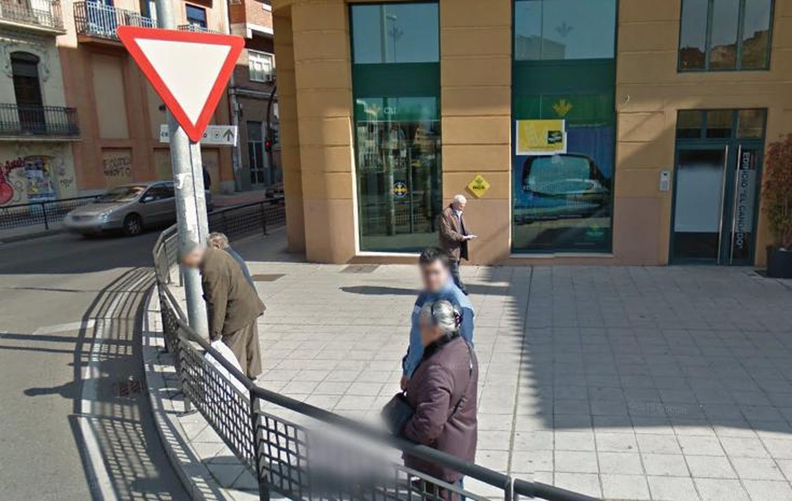 Detenido un salmantino tras atracar una sucursal bancaria en Zamora y llevarse 12.000 euros