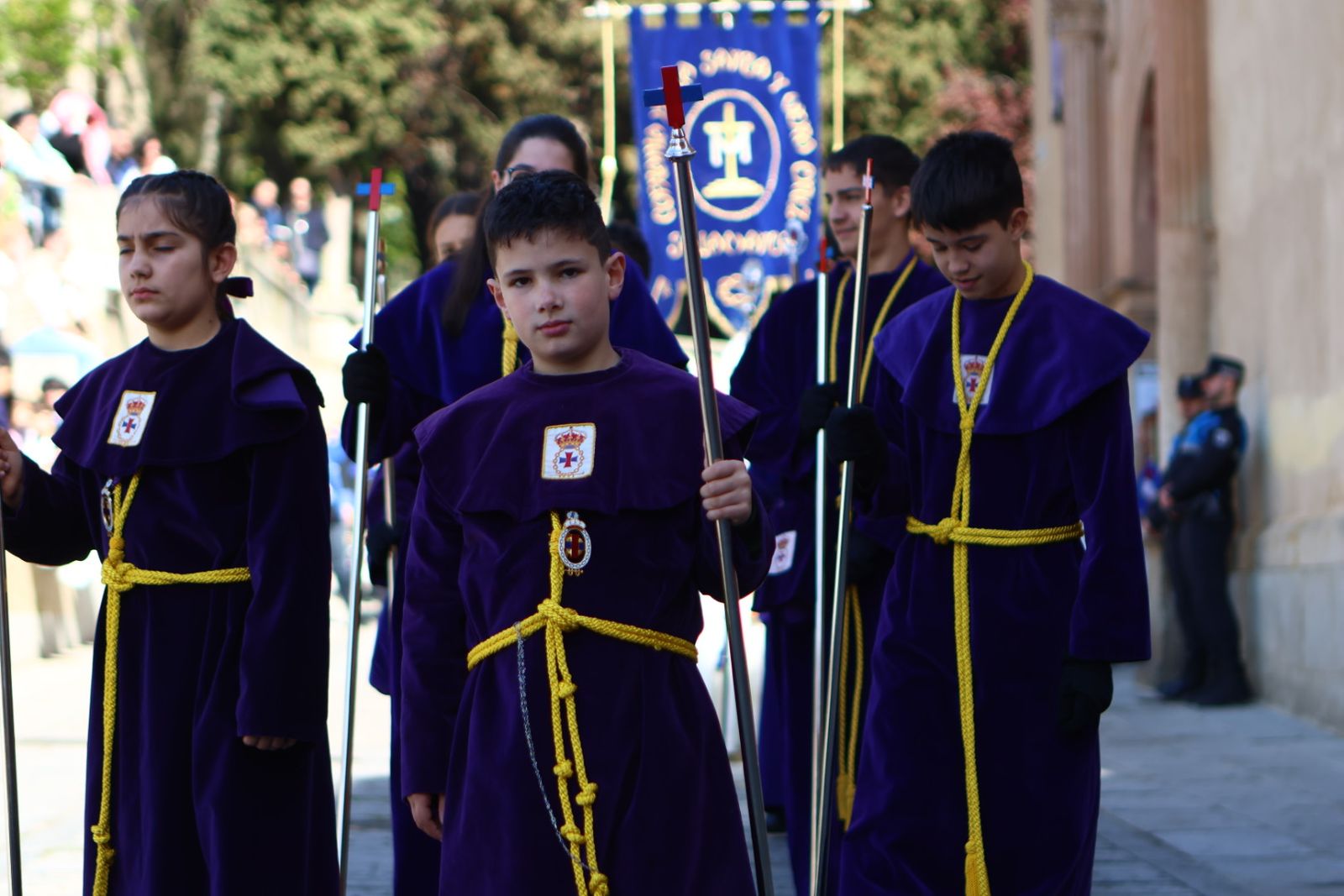 Procesión del encuentro de Nuestra Señora de la Alegría y Jesús Resucitado en el Domingo de Resurrección en Salamanca