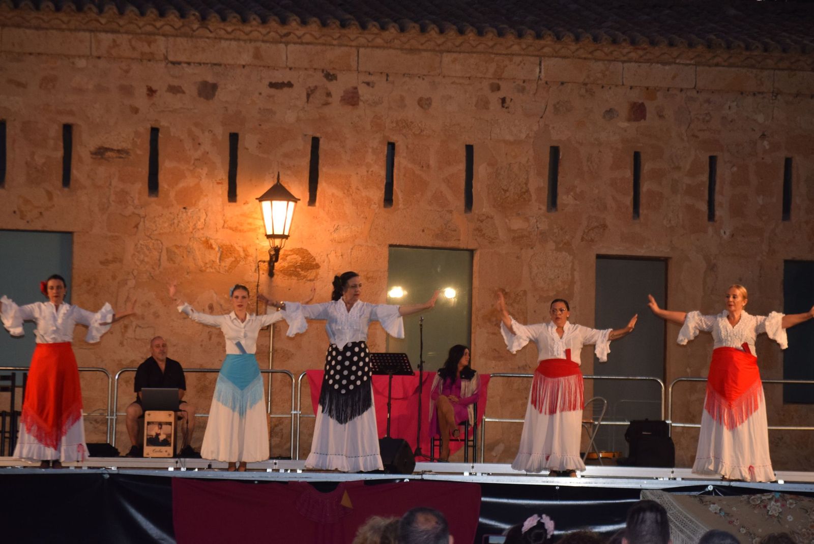 Arte rociero a los pies de la Catedral