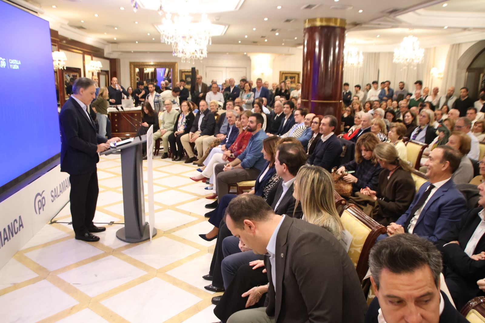 Mañueco junto a Carbayo prearranque campaña