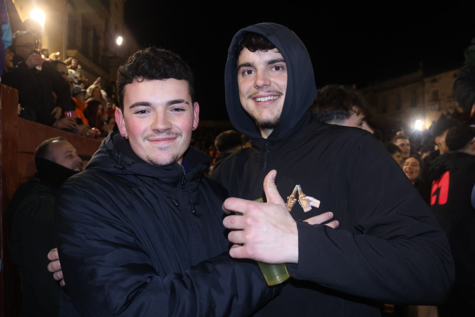 Los jóvenes vuelven a llenar las calles de Ciudad Rodrigo por el Carnaval del Toro