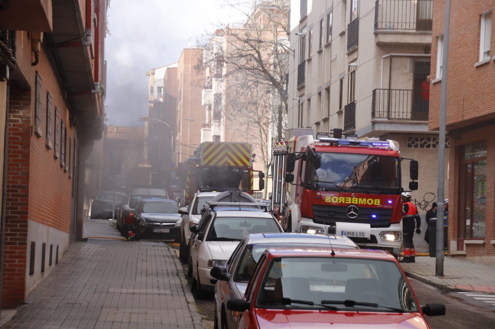 incendio-en-un-garaje-de-la-calle-almansa-fotos-andrea-m-6