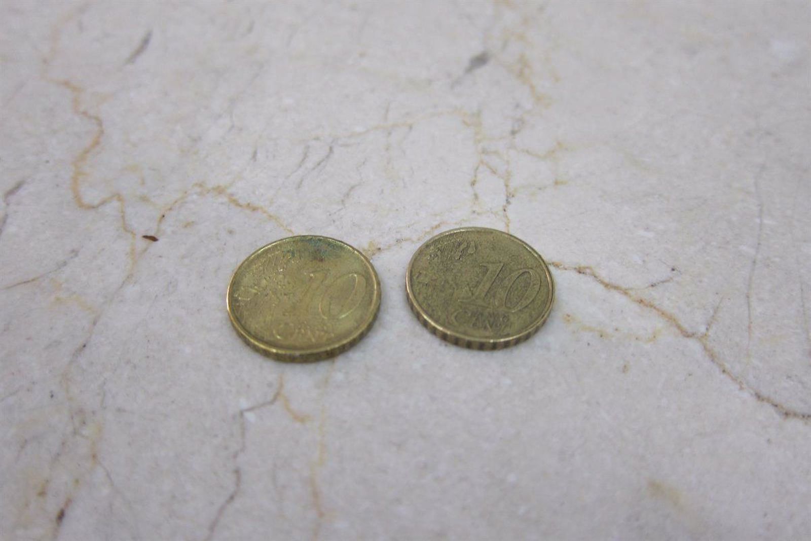 Juego de las chapas. Foto EP