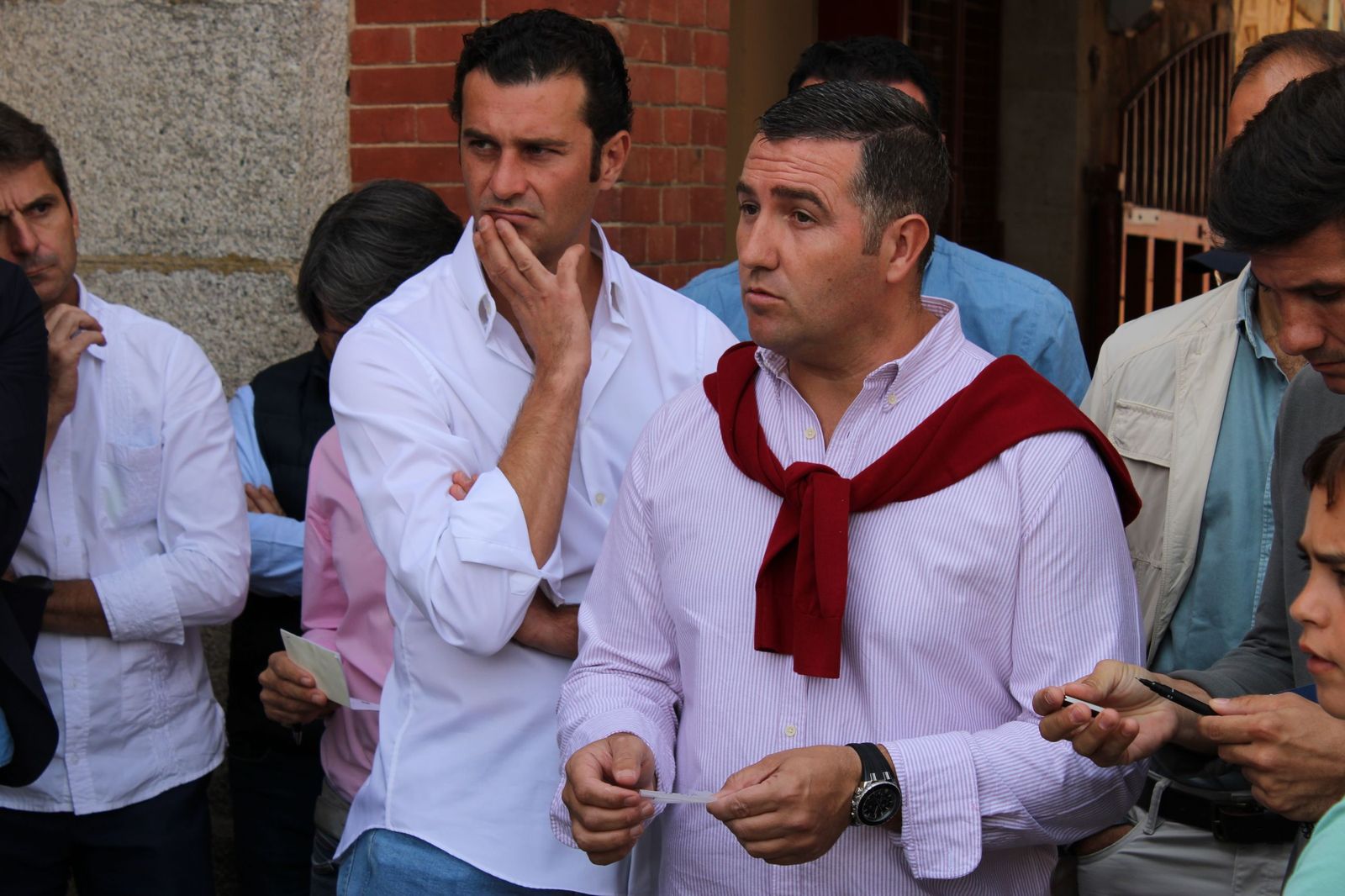 Sorteo de la corrida de Vellosino para Damián Castaño, Diego San Román e Ismael Martín en La Glorieta