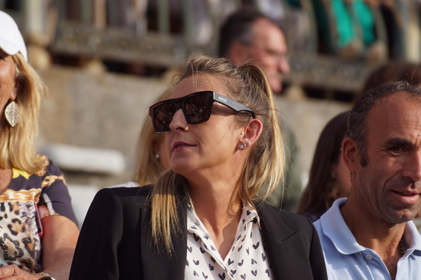 resumen-fotografico-del-ambiente-en-los-tendidos-de-la-glorieta-durante-la-corrida-concurso-22-de-septiembre-fotos-juanes-91