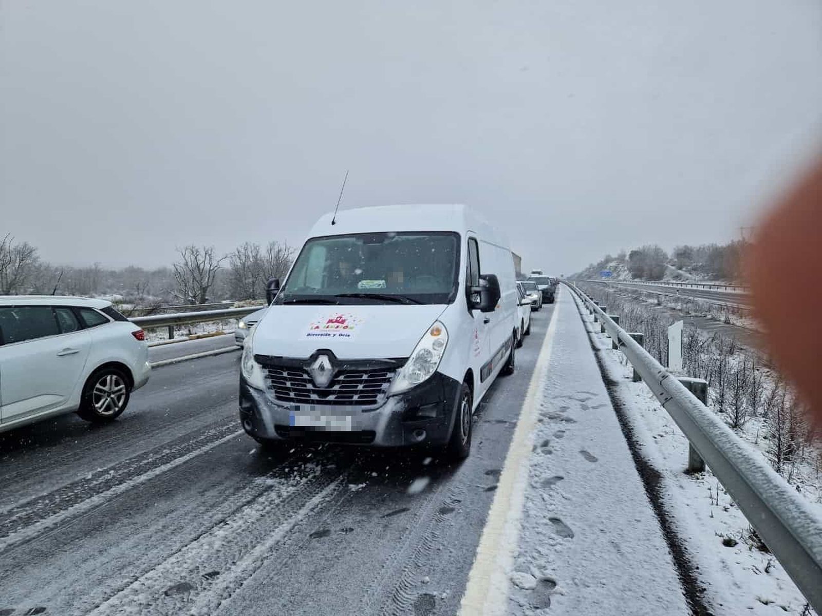 nieve-en-nava-de-bejar-tras-la-borrasca-juan-3
