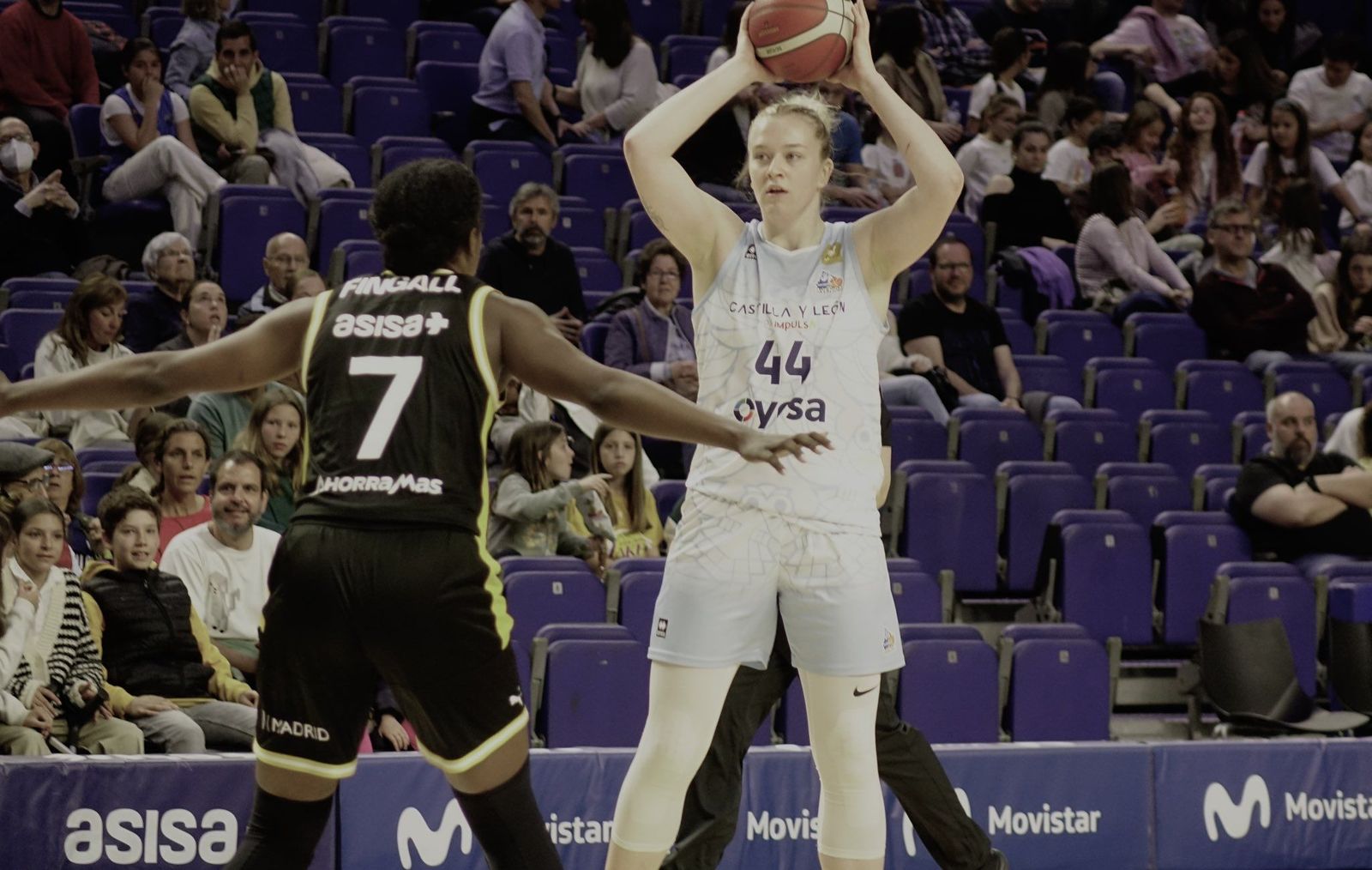 Reisingerova y Fingball | FOTO CB AVENIDA