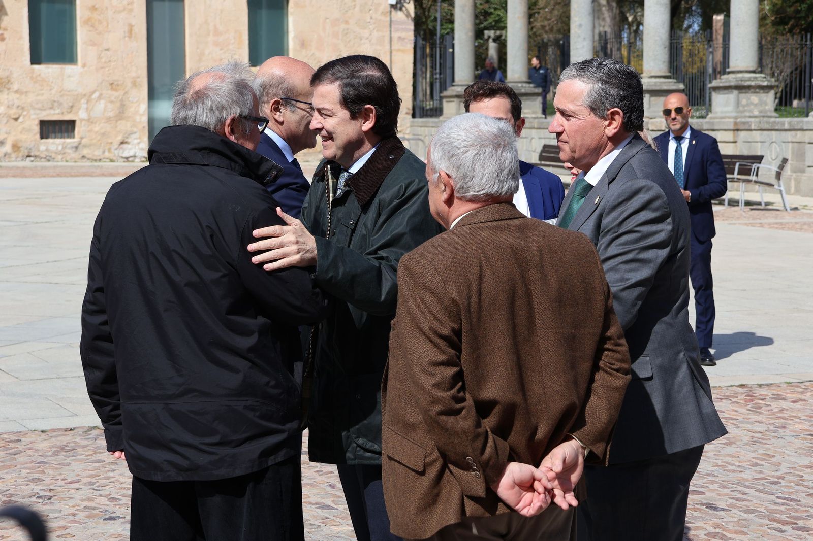 GALERÍA | La visita de Alfonso Fernández Mañueco a la Catedral de Zamora, en imágenes