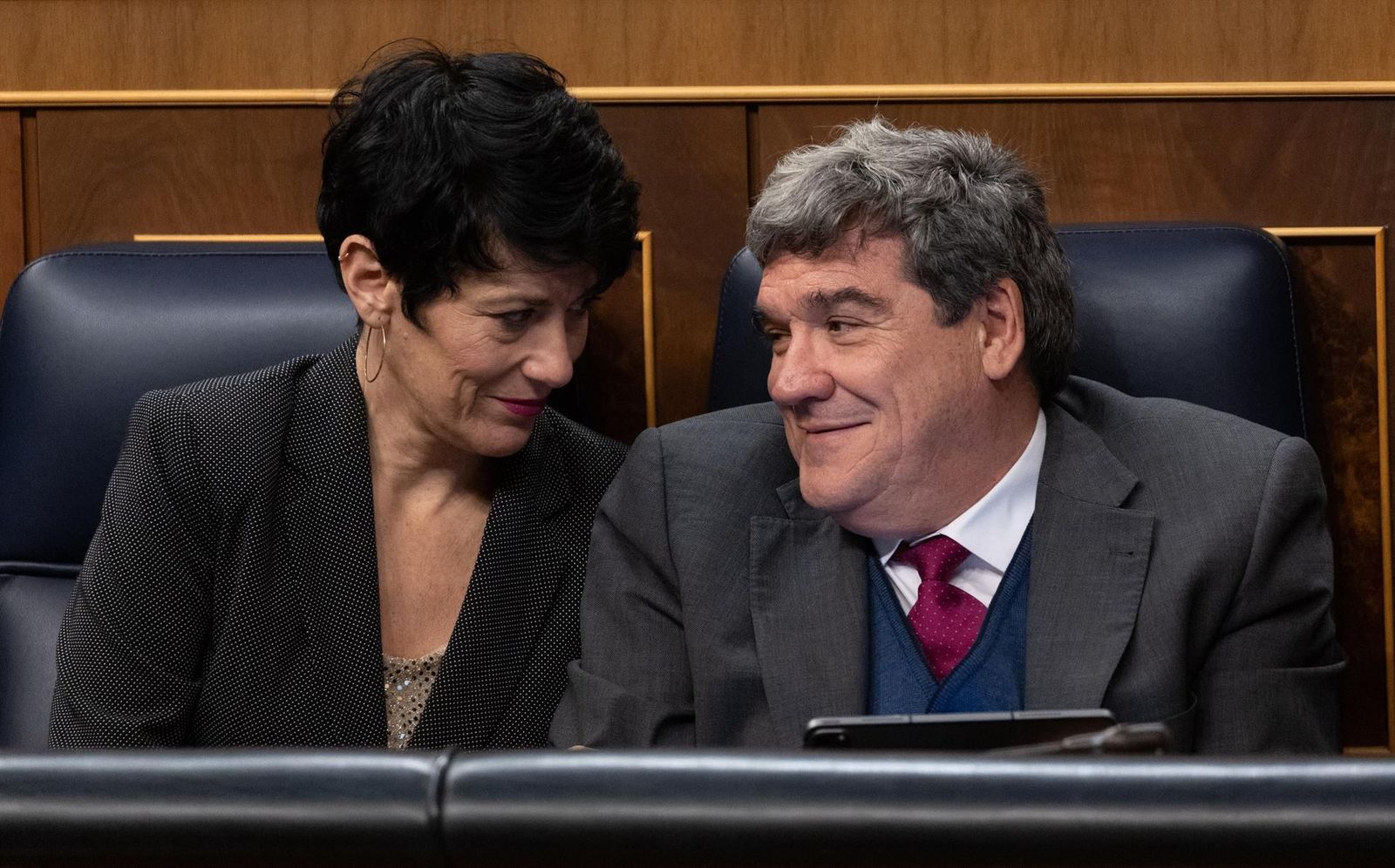 Elma Saiz, ministra de Seguridad Social, y José Luis Escrivá, anterior ministro y artífice de la reforma de pensiones. Eduardo Parra – Europa Press.