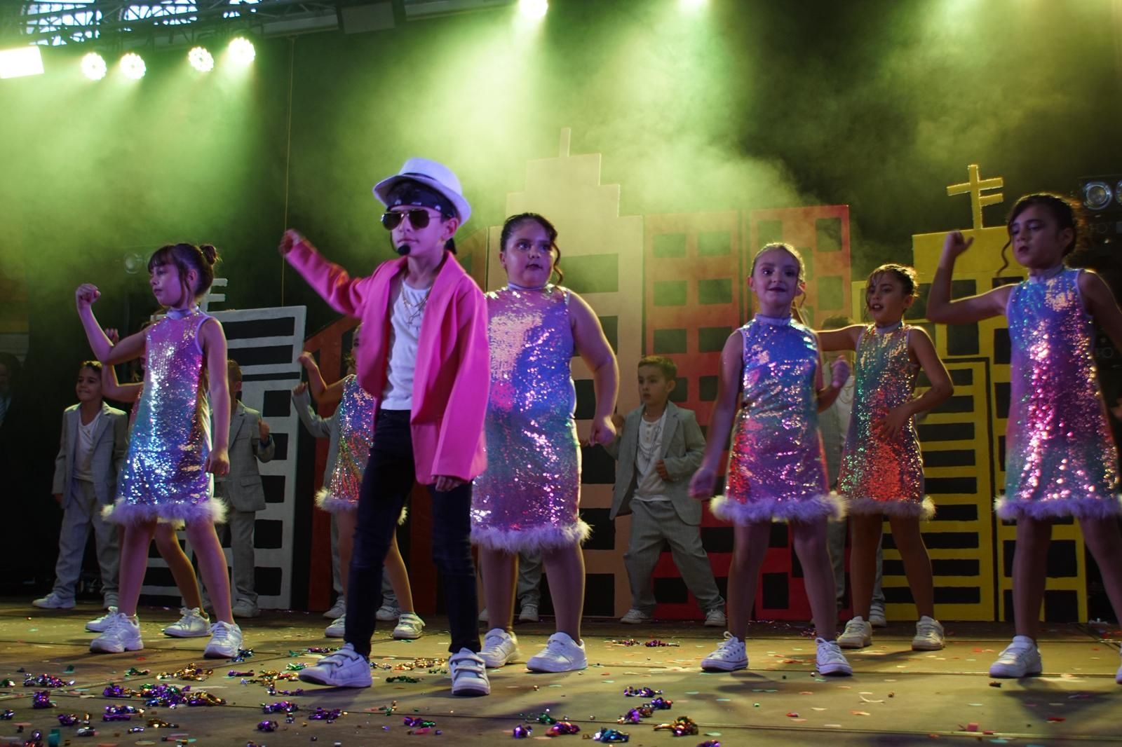 Emoción y creatividad en la primera cita del Play Back infantil en Alba de Tormes