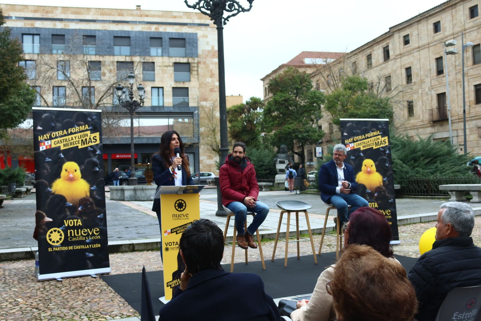 Acto de campaña de Nueve Castilla y León en la Plaza de Los Bandos