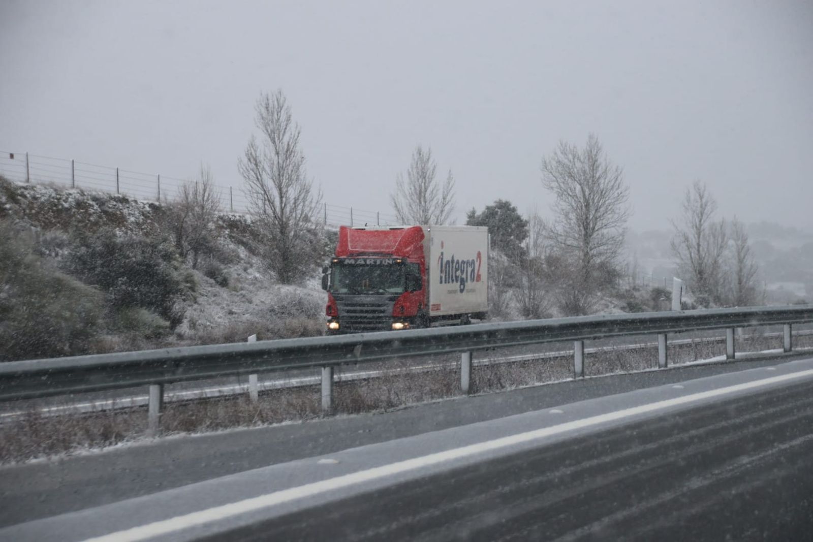 whatsapp-image-2024-01-19-at-16-43-11