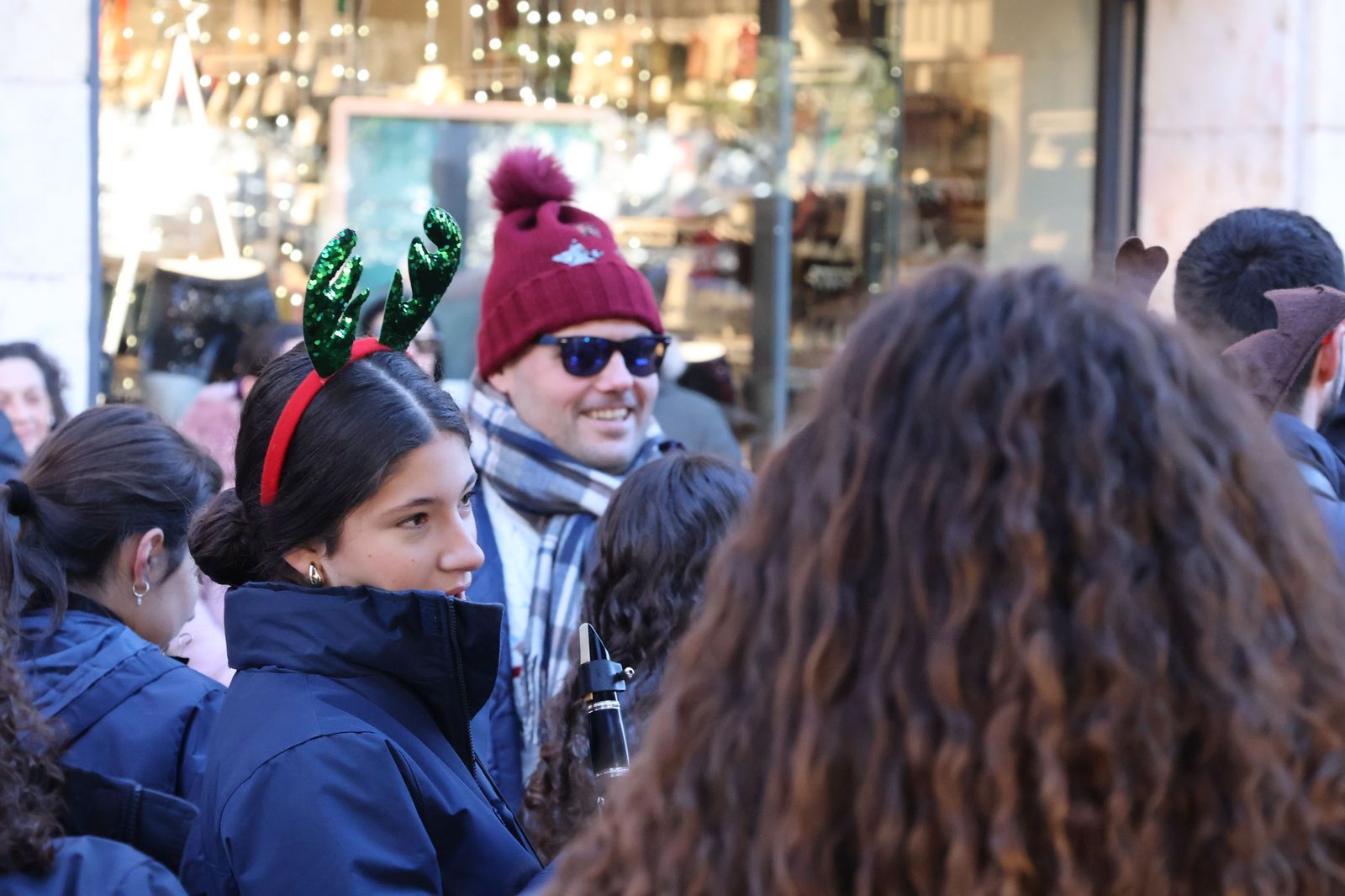 GALERÍA | Zamora vive un pasacalles repleto de espíritu navideño