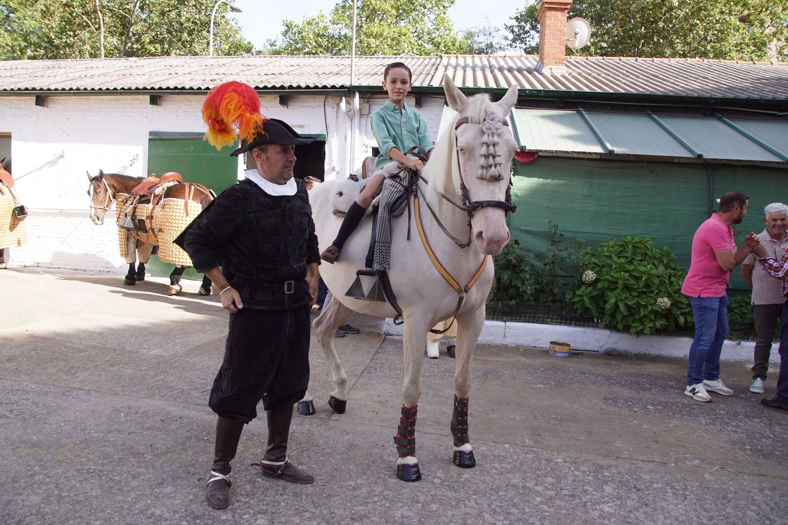 Así se ha vivido la primera corrida de la feria 2025 en La Glorieta: imágenes del ambiente en los tendidos y en el patio de cuadrillas
