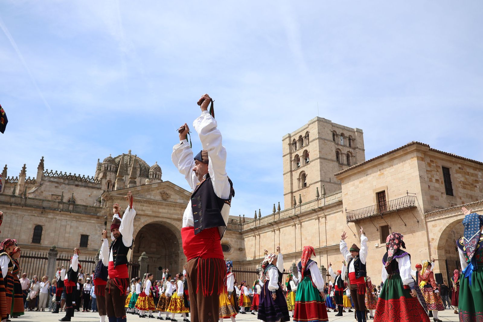 el-bolero-de-algodre-en-la-plaza-de-la-catedral-34