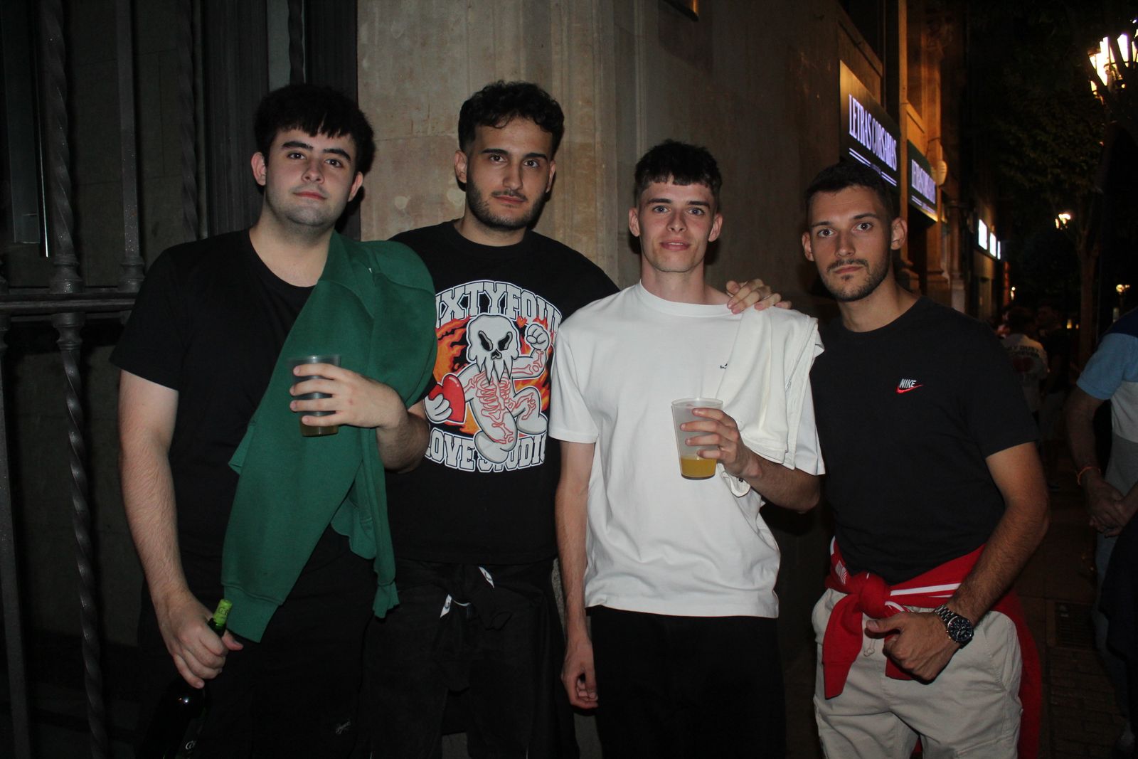 Ambiente en la Feria de Día en la tarde de este sábado