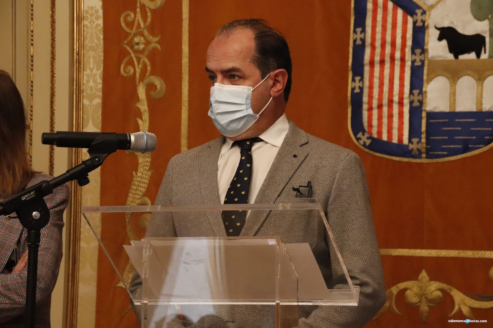 Santiago Santa Cruz (2)