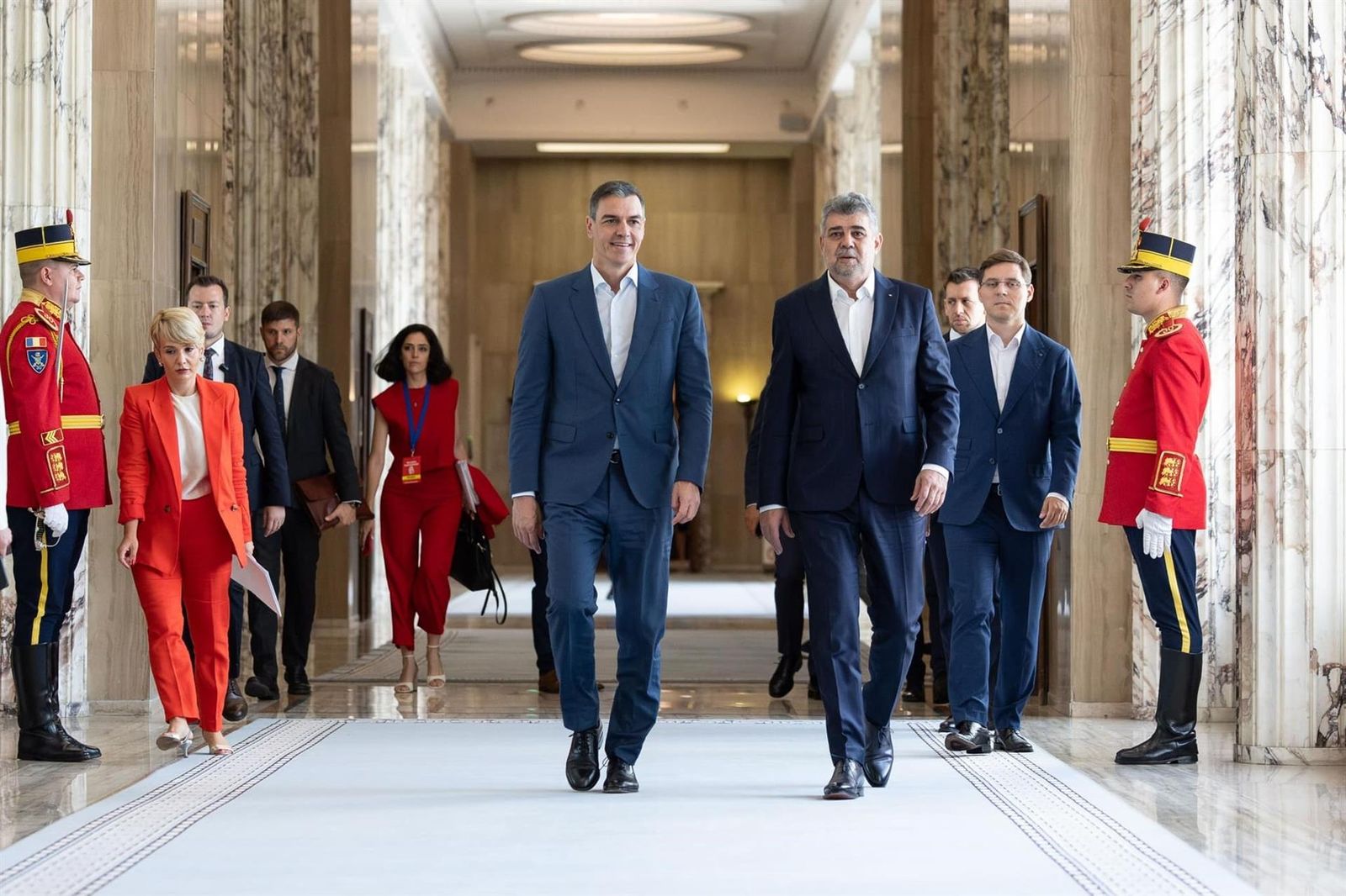 Reunión entre el primer ministro de Rumanía, Marcel Ciolacu y el presidente español Pedro Sánchez. Foto Gobierno de Rumanía | EP