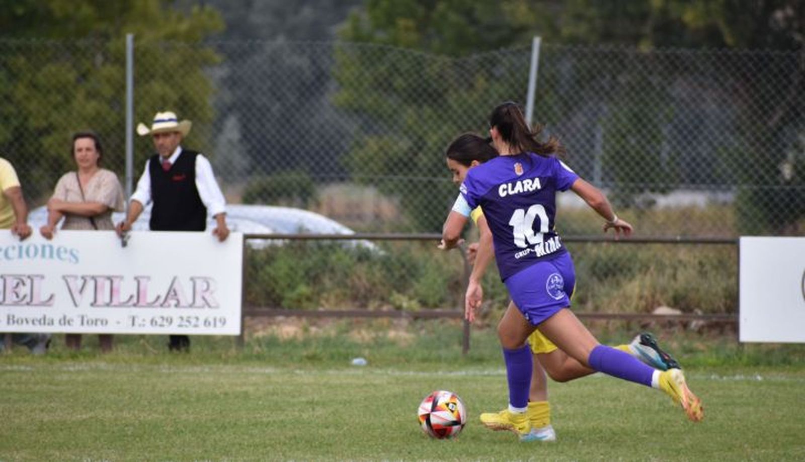 Clara Lorenzo, capitana de la Unión Deportiva Bovedana.