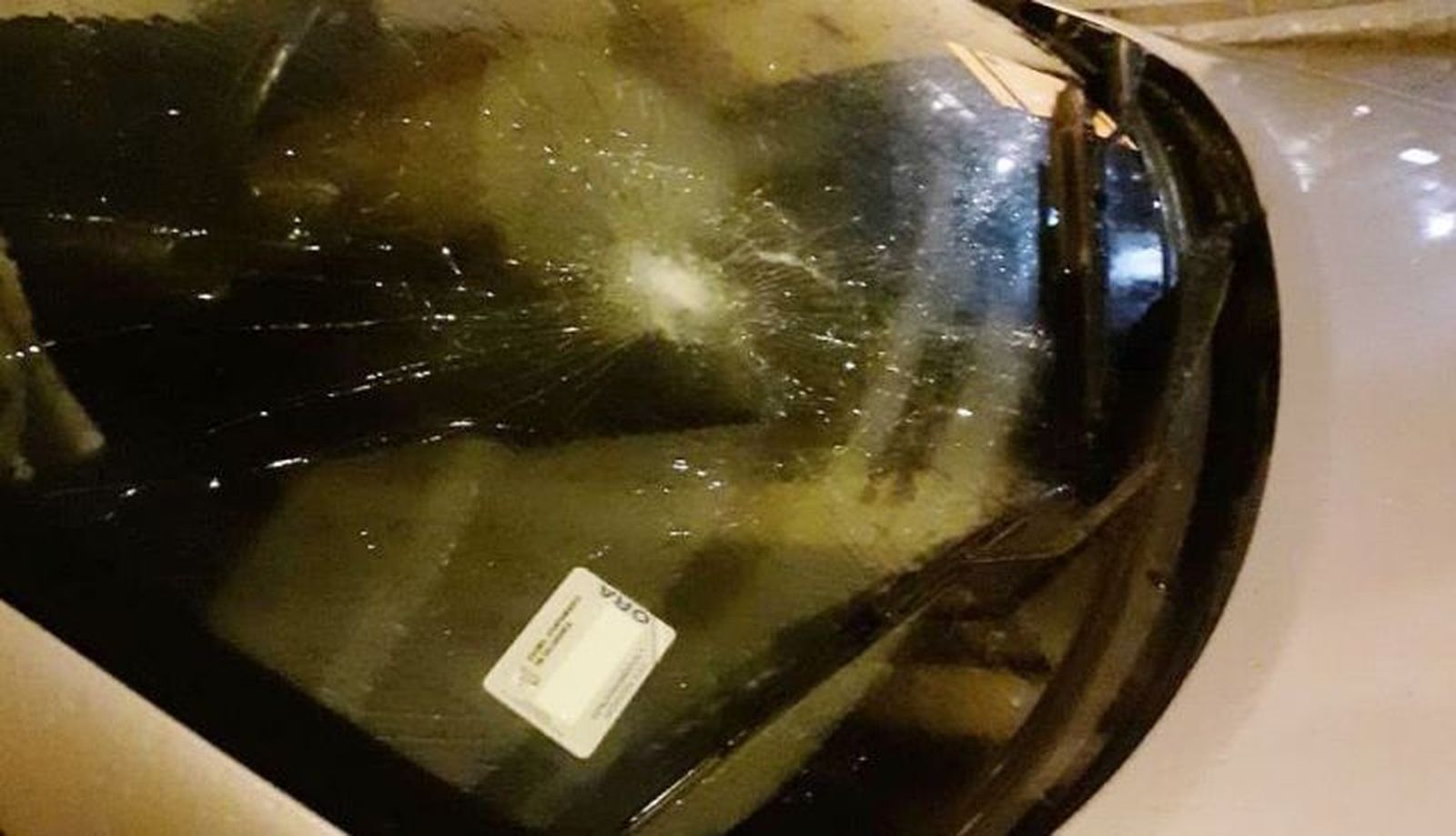 Lunas rotas en Salesas 