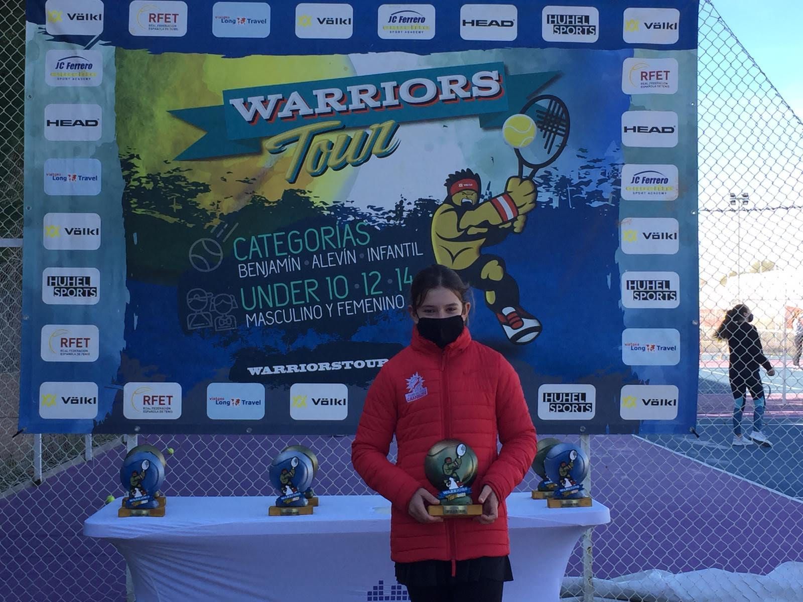 Nahia Sánchez-Marín, campeona alevín del TTK Warriors en Madrid.
