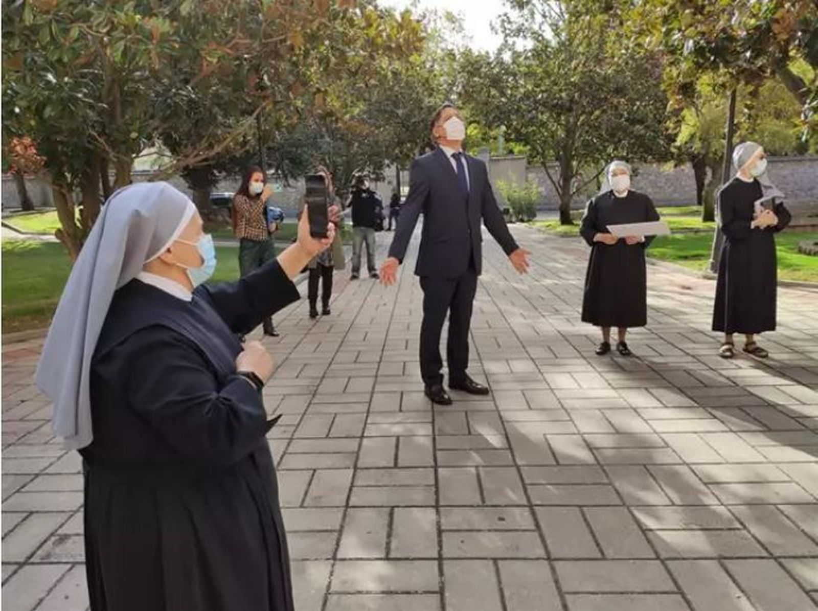 Alcalde Carlos García Carbayo