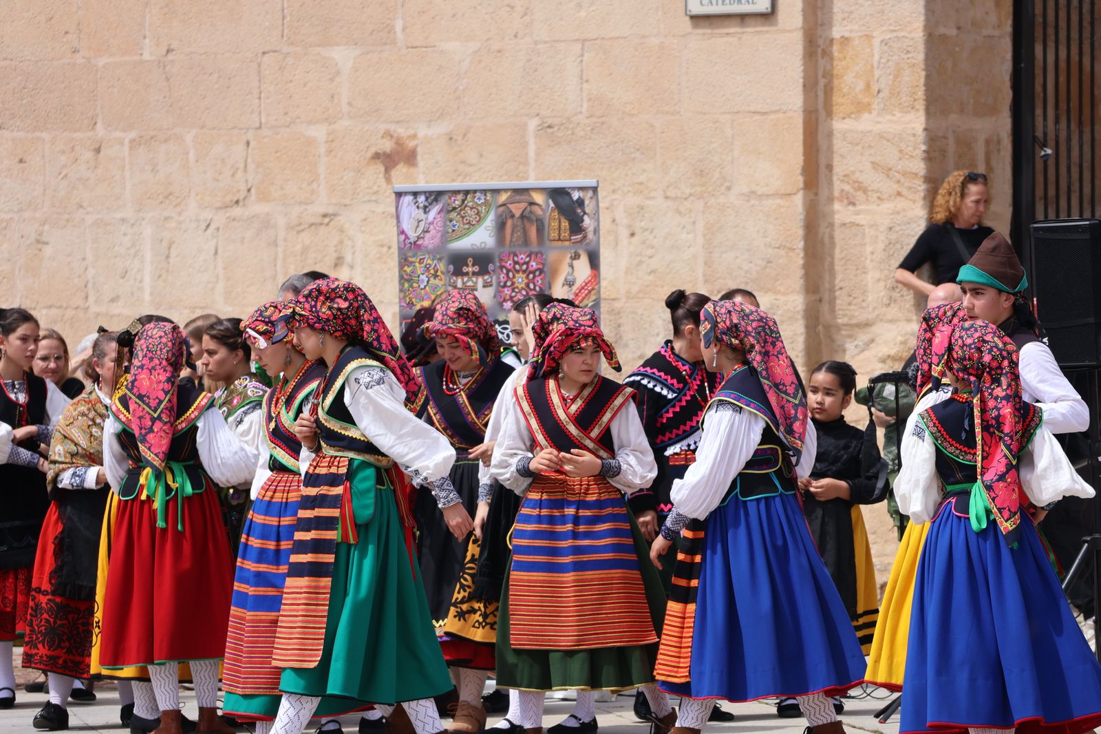 el-bolero-de-algodre-en-la-plaza-de-la-catedral-54