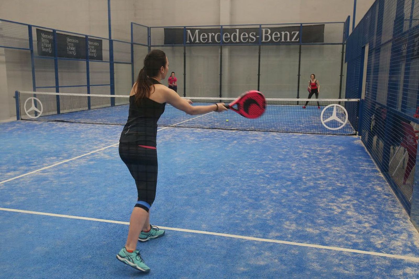 La USAL celebra un torneo de pádel en Salas Bajas