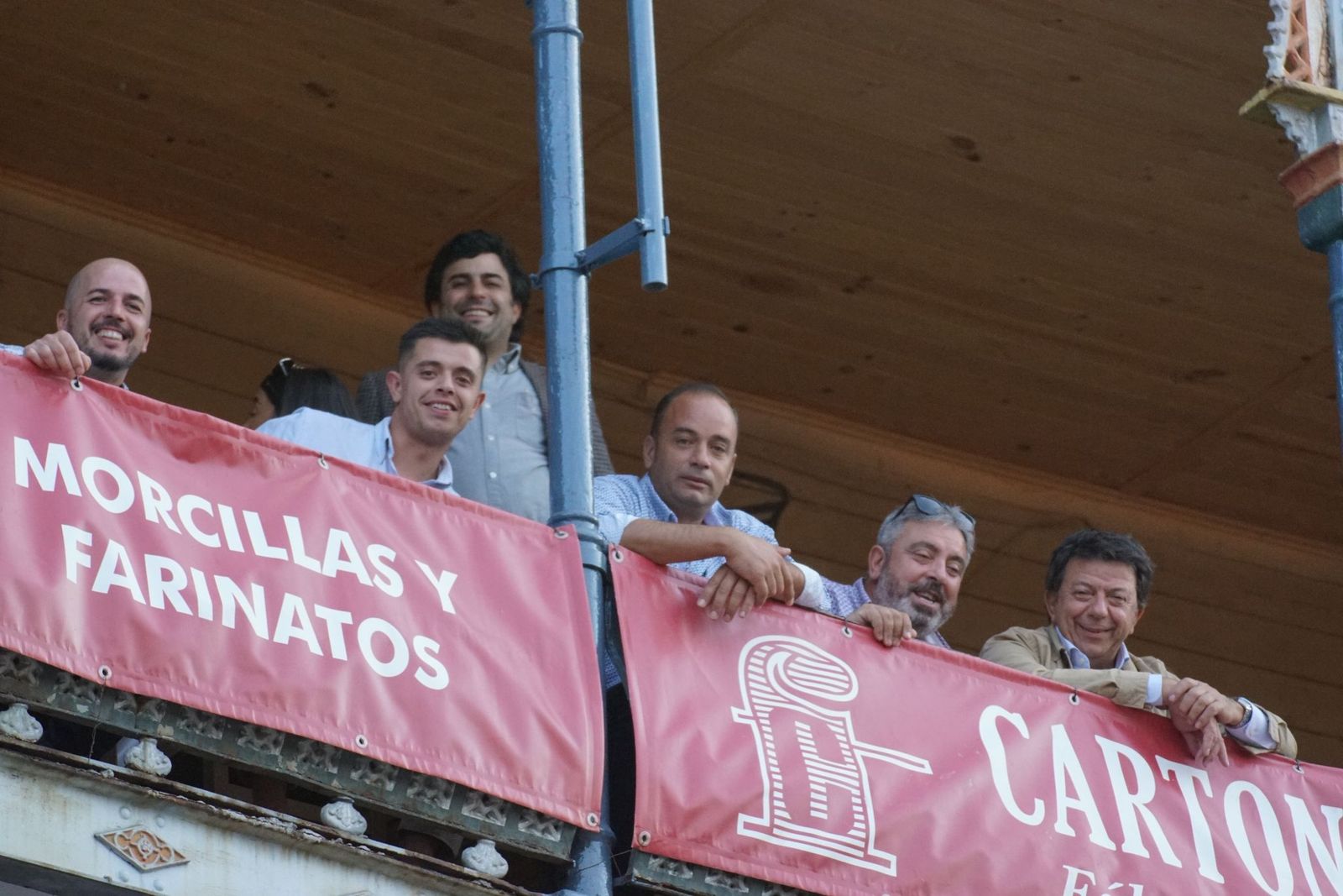 Así han vivido los salmantinos el primer festejo de la feria taurina 2025: imágenes del ambiente en los tendidos y en el patio de cuadrillas