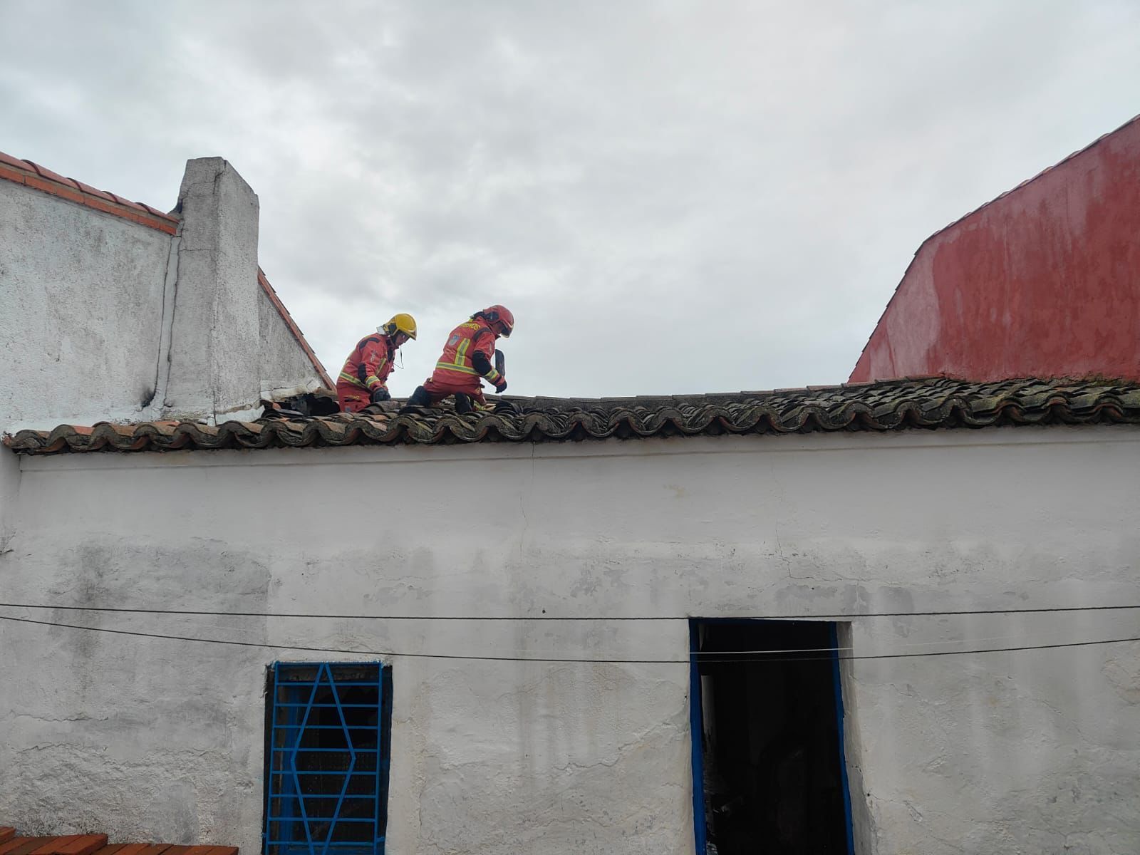 Incendio en una casa en Rágama. Foto| Bomberos Peñaranda