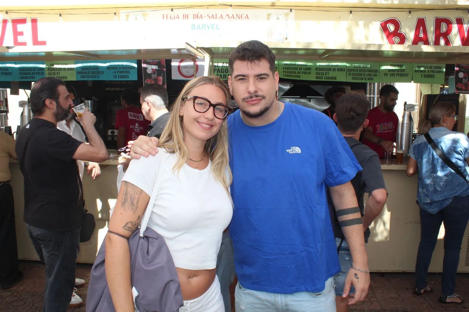 Ambiente en la Feria de Día en el mediodía de este sábado
