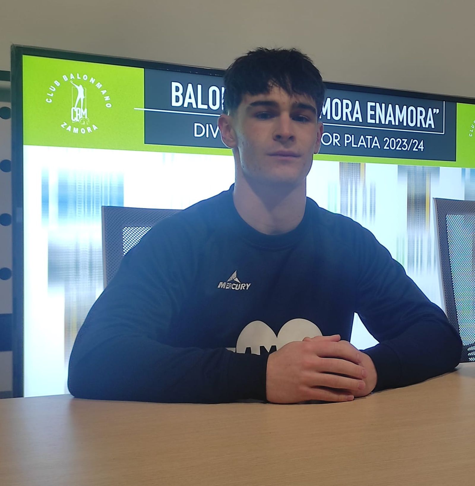 Marco Torres, extremo derecho del Balonmano Zamora.